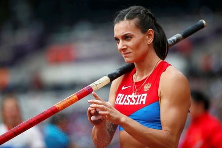 «Бронза» Елены Исинбаевой помогла ижевчанину выиграть 