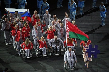 У белоруса российский флаг конфисковали на открытии Паралимпиады