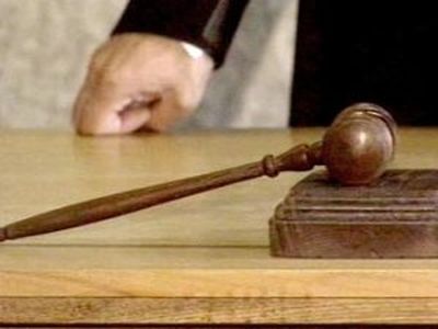 Следователи обвинили в получении взятки двух сотрудников МЧС Удмуртии