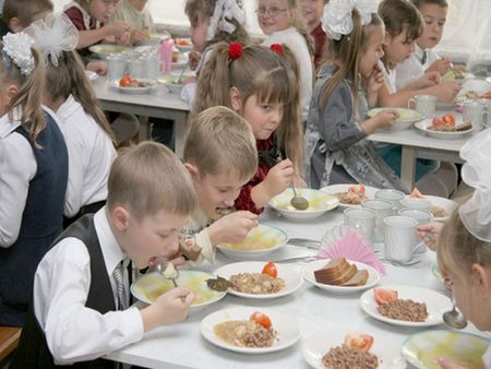 Все отравившиеся в селтинской школьной столовой дети выписаны из больницы 