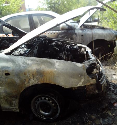 Три автомобиля сгорели в Ижевске за ночь