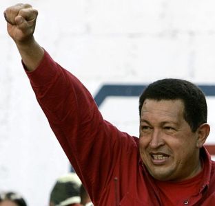 Уго Чавес выразил поддержку Муамару Каддафи