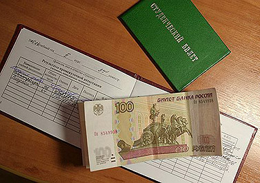 Поступление в ижевскую медакадемию житель Дагестана оценил в 50 тысяч рублей