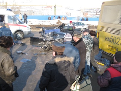 МВД УР: выживший пассажир ДТП на Новоажимова госпитализирован со скальпированной раной