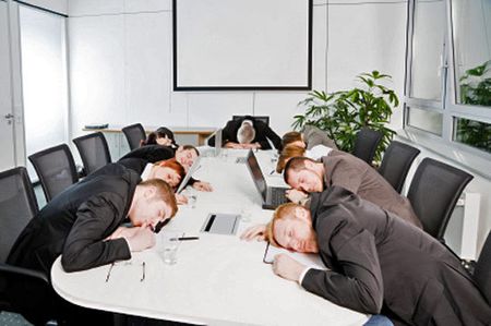 11% работников ижевских компаний хоть раз засыпали на совещаниях