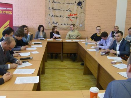 Молодежь Удмуртии подписала «Антиоранжевый пакт»