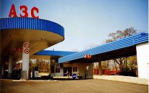 Бензин в Ижевске дешевеет рекордными темпами