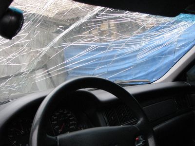 Выбежавшую на дорогу пенсионерку сбил водитель в Воткинске