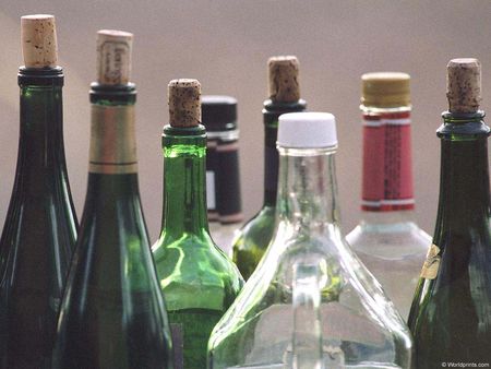 Более 500 литров незаконного алкоголя изъяли в Удмуртии