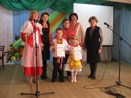 Детский фестиваль «Маленькие красавицы и богатыри» прошел в Глазове