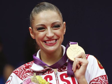  Российская гимнастка Евгения Канаева родила сына  