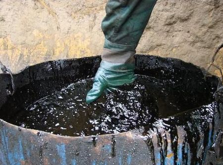 Более 10 000 кв. м. загрязнила нефтеотходами компания в Удмуртии