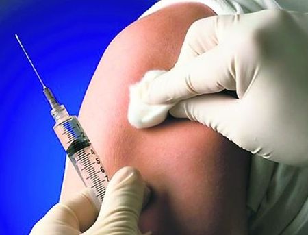Жители Удмуртии чаще всего отказываются от прививок по религиозным убеждениям