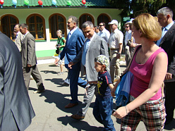 Президенты Удмуртии и Татарстана познакомились с мальчиком Максимом