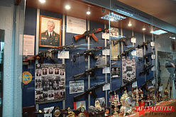 Выставка именного оружия