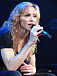 Разбитная Мадонна сматерилась по-русски на концерте в Киеве