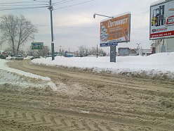 Снегоуборочная техника около Южной автостанции не появлялась