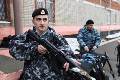 Вооруженные подростки устроили стрельбу в МВД Удмуртии