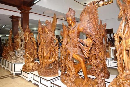 Лучшие деревянные скульптуры выберут в Ижевске и отправят их на фестиваль в  Пермь