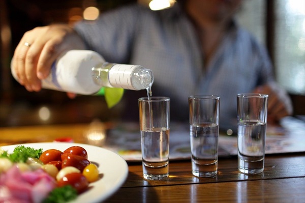 Алкоголь повышает риск развития слабоумия