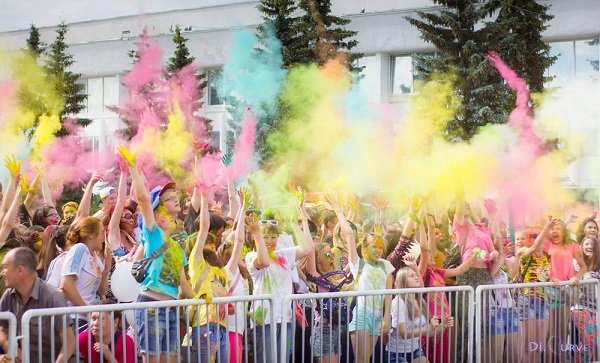 Всего 100 тыс рублей выделили на празднование дня Молодежи в Ижевске