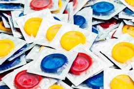Петиция против запрета иностранных презервативов в России появилась в интернете 
