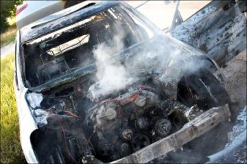 Автомобиль сожгли в Игре