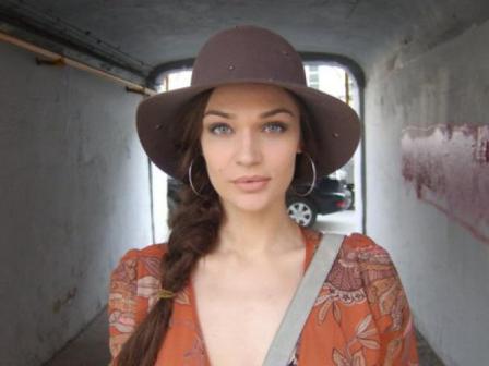 Экс-участница «Дома-2» Алена Водонаева станет модельером