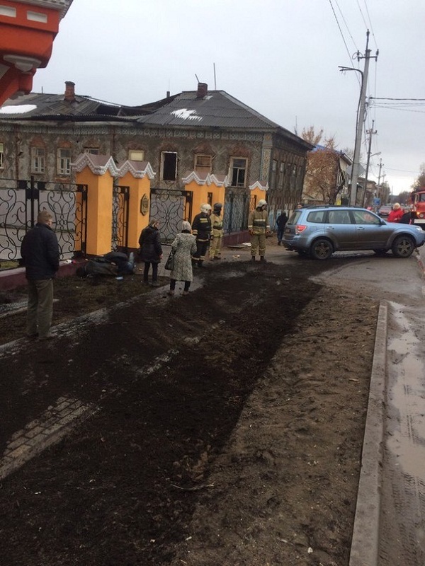 В Сарапуле из-за наезда на пешеходов "Субару" с пьяным водителем погиб мужчина