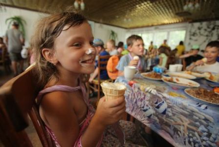 Более 75 миллионов рублей выделили в Удмуртии на организацию детского отдыха в летние каникулы 