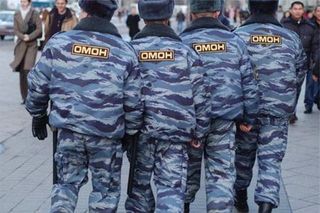 Игорный клуб в Ижевске помогли ликвидировать бойцы ОМОН