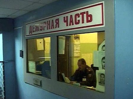 В Петербурге у десятиклассника ночью отобрали 1,2 млн рублей