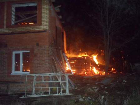 Курение в квартире привело к пожару в Ижевске
