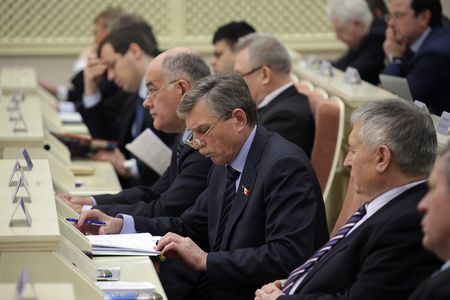Депутатов Госсовета Удмуртии впервые обязали отчитываться о расходах