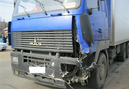 Насмерть разбился водитель легковушки в Удмуртии