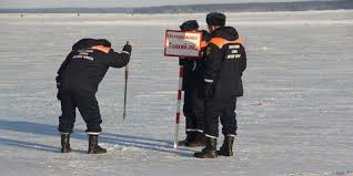 Рыбак из Удмуртии погиб провалившись под лед