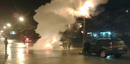 Машина загорелась в ДТП с лобовым столкновением в Ижевске