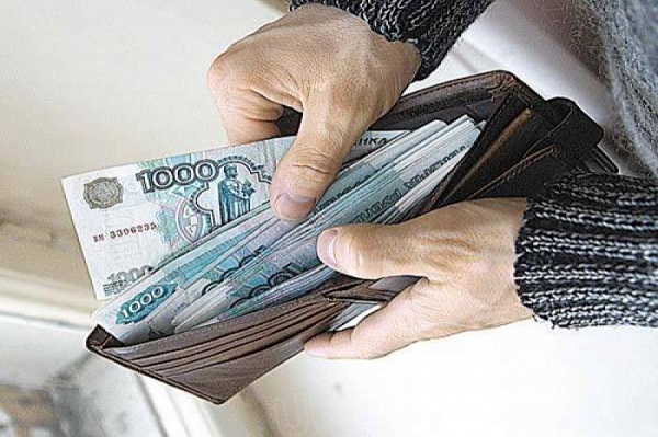 В апреле 2017 года средняя зарплата жителей Удмуртии составила 28 218 рублей