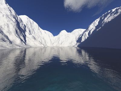 В Антарктике затонул южнокорейский траулер: 18 человек пропали без вести