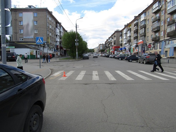 Молодую девушку-пешехода сбили в Ижевске около цирка