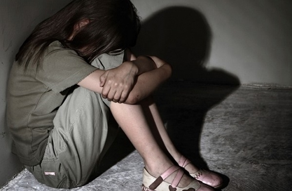 Житель Удмуртии полгода насиловал 13-летнюю дочь своей сожительницы