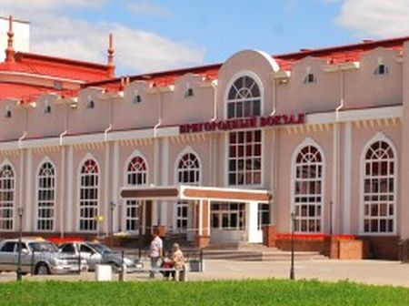 Расписание пригородных поездов в Ижевске изменится на праздничные дни