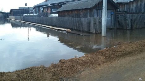 Власти Удмуртии выплатят по 10 тыс рублей пострадавшим от наводнения