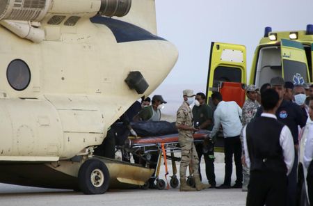 ИЛ-76 доставил тела погибших в египетской авиакатастрофе в Петербург
