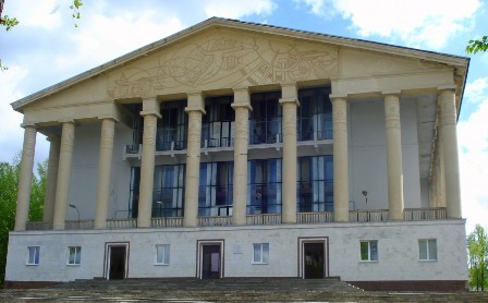  Ремонт «Юбилейного» в Воткинске закончат в марте 2015 года 