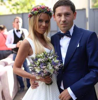 Дана Борисова увела мужа из семьи