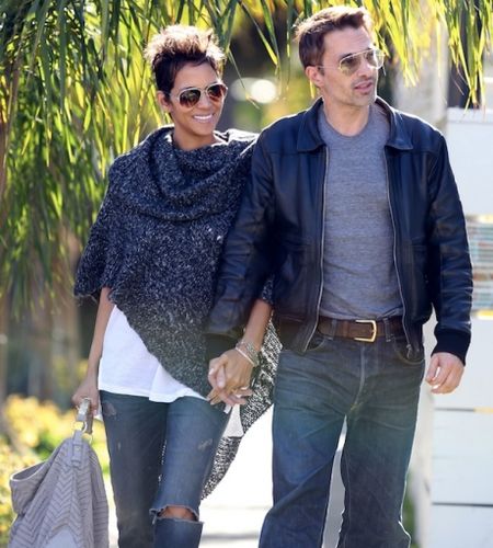 halle-berry-pregnant-baby.jpg