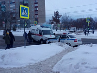 Автомобили ДПС и скорой помощи столкнулись в Удмуртии