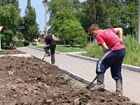 Более 200 подростков в Ижевске уже нашли себе работу на летний период