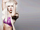 Видео: певицу Леди Гага ударили металлической палкой по голове